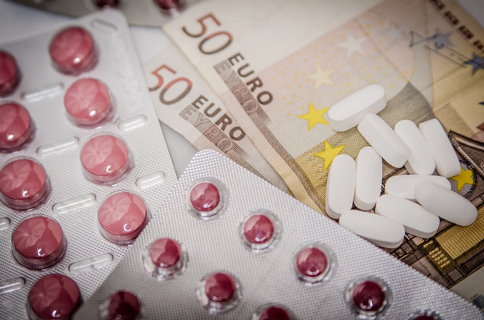 5 claves de la farmacoeconomía en las evaluaciones de tecnologías en salud 5 claves de la FE